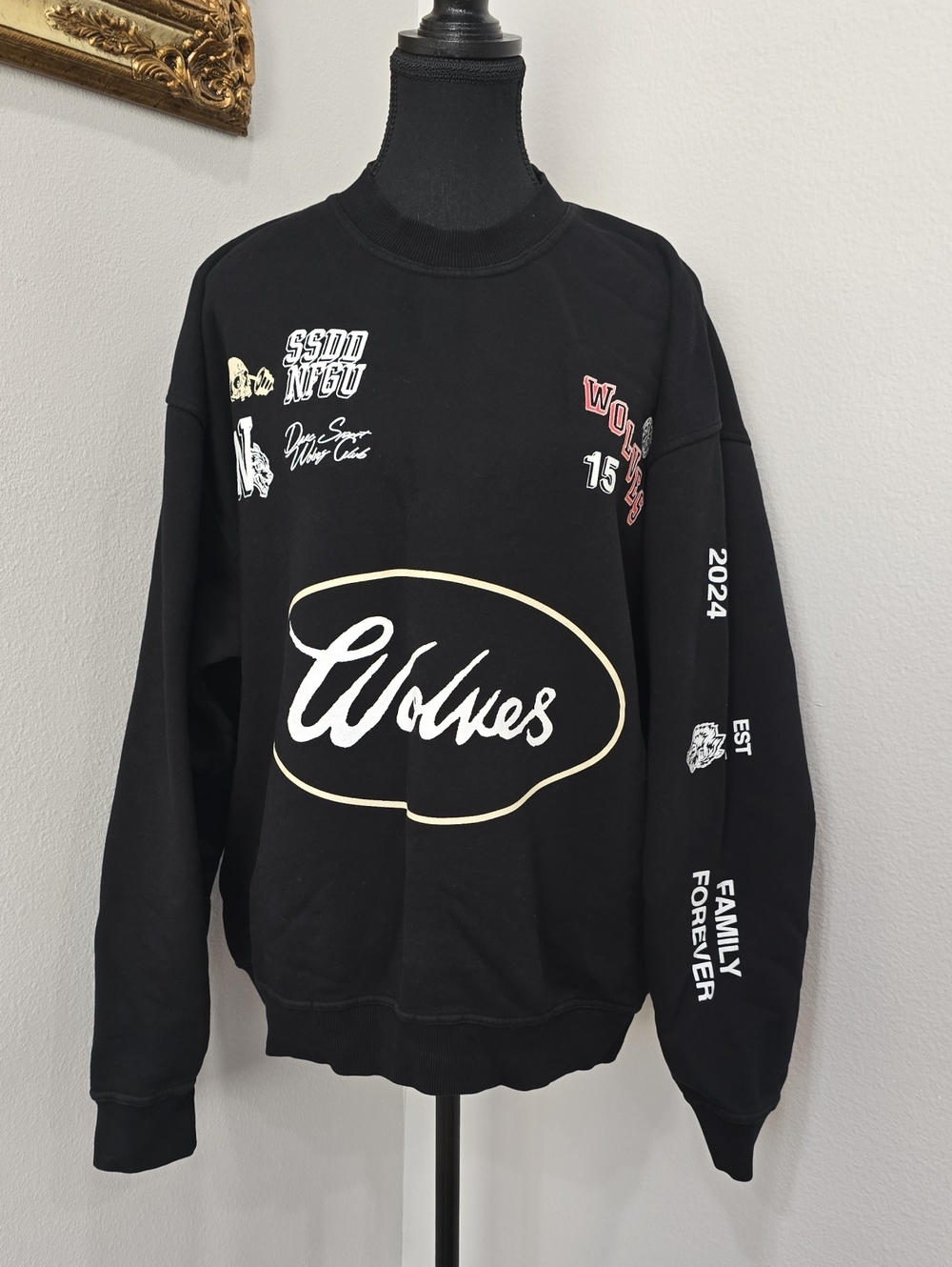 Darc Sport Black 'Wolves' Graphic Crewneck Sweatshirt - M - Picture 2 of 11